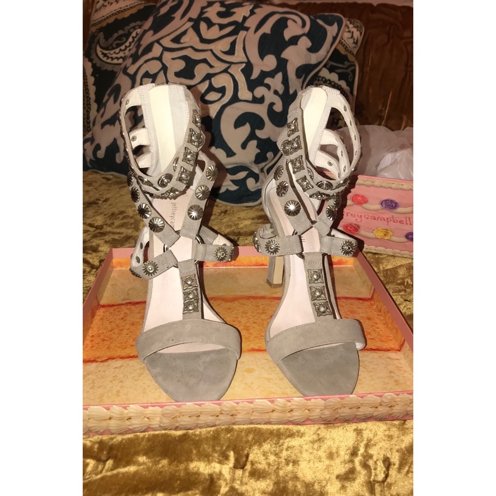 🎉HOST PICK!🎉 Jeffrey Campbell Acero Studded Heels, Circa 2016, Size 8.5 - Picture 5 of 16